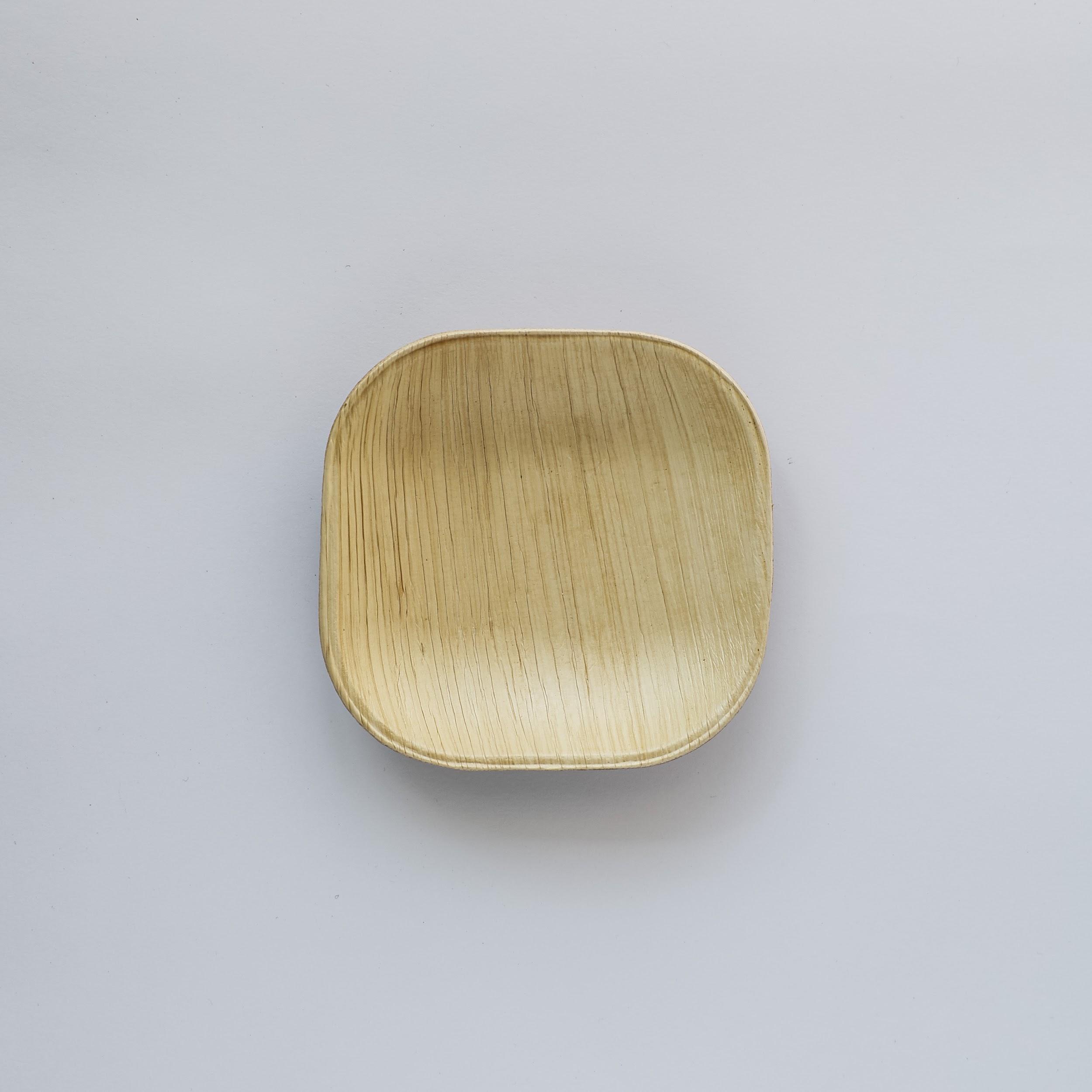 539- 4*4" inch shallow square plate