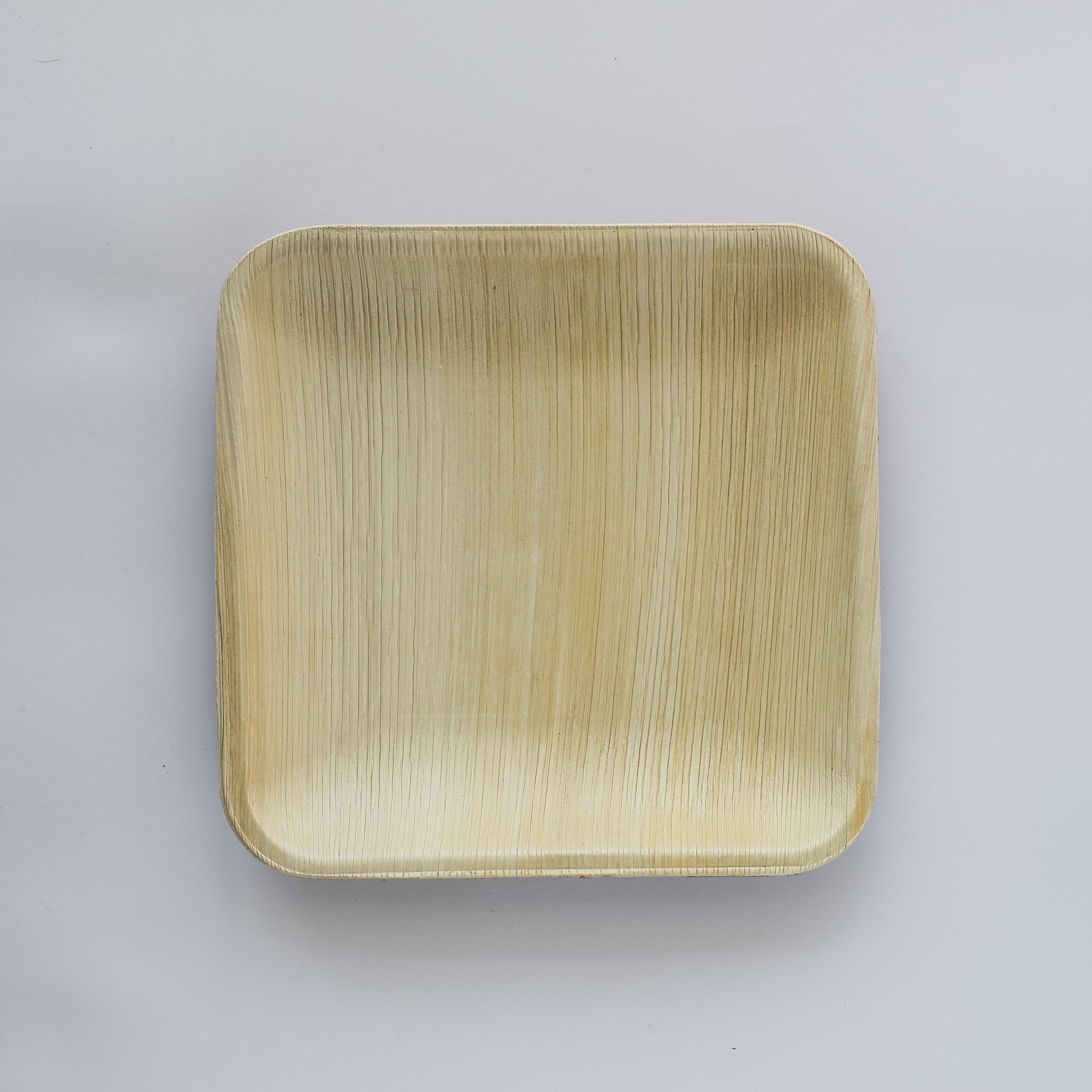 530- 8*8" inch square plates